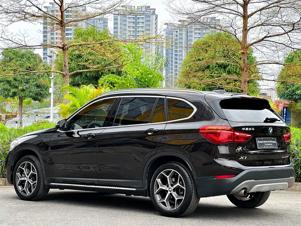 BMW BMW X1 2019 sDrive18Li Premium Model 2019 - thumbnail 6