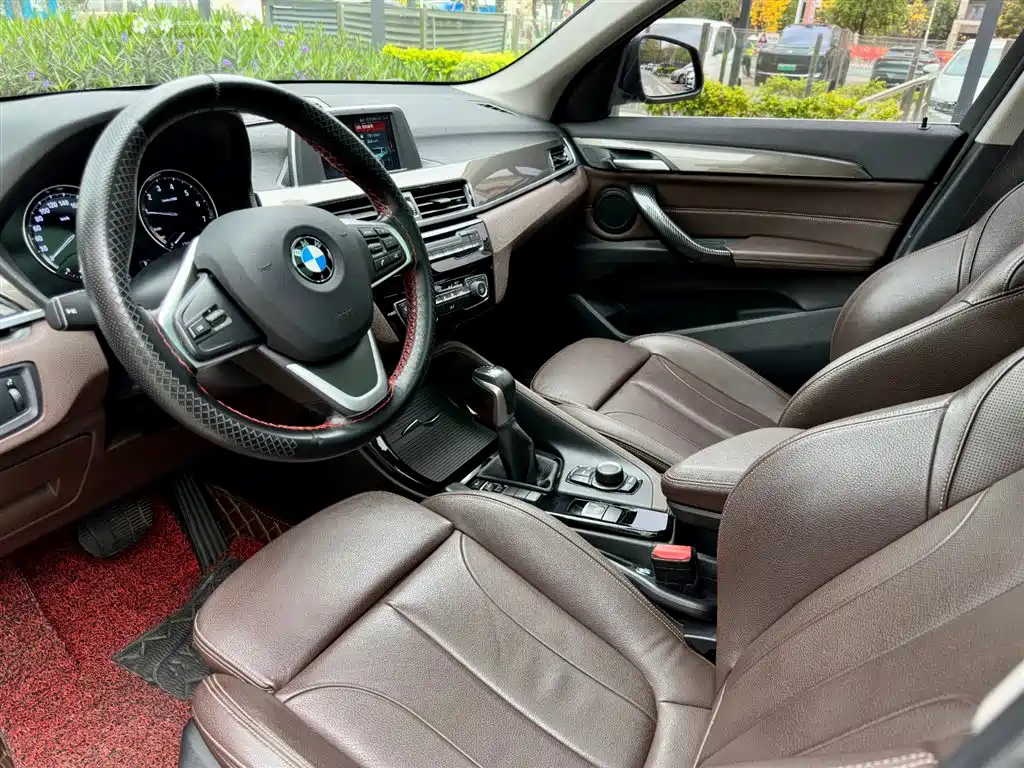 BMW BMW X1 2019 sDrive18Li Premium Model 2019 - thumbnail 10