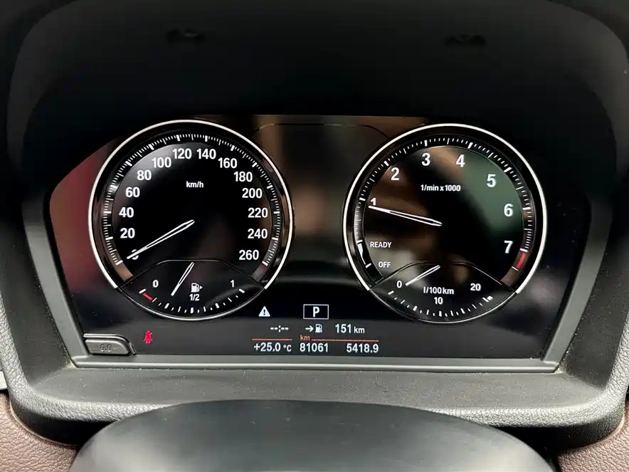 BMW BMW X1 2019 sDrive18Li Premium Model 2019 - thumbnail 22