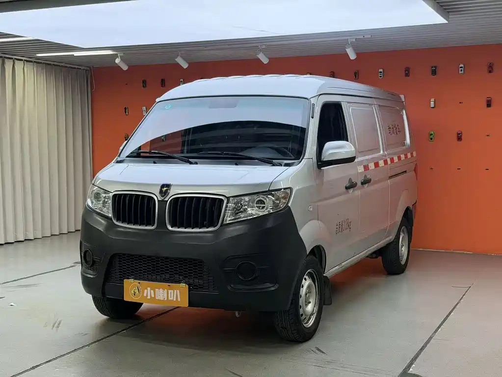 Jinbei Higer X30 2021 1.5L Comfort Air Conditioning Van SWC15M 2023