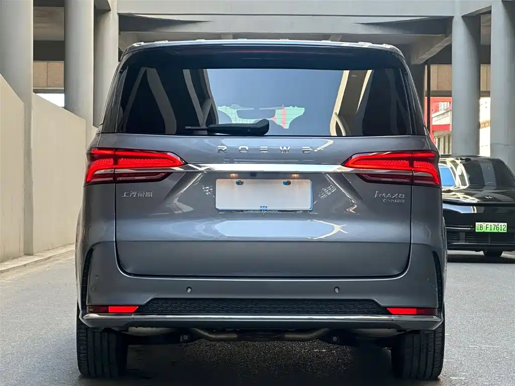 Roewe Roewe iMAX8 2023 400TGI Luxury Edition 2024 - thumbnail 4