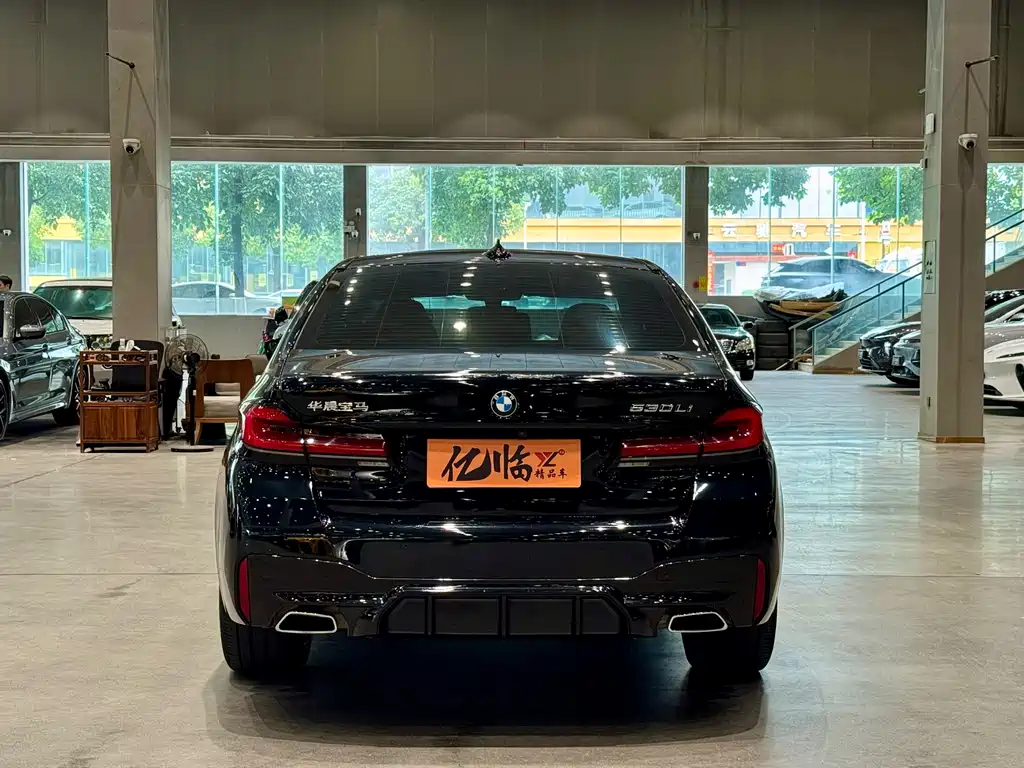 BMW BMW 5 Series 2023 530Li Luxury M Sport Package 2023 - thumbnail 14