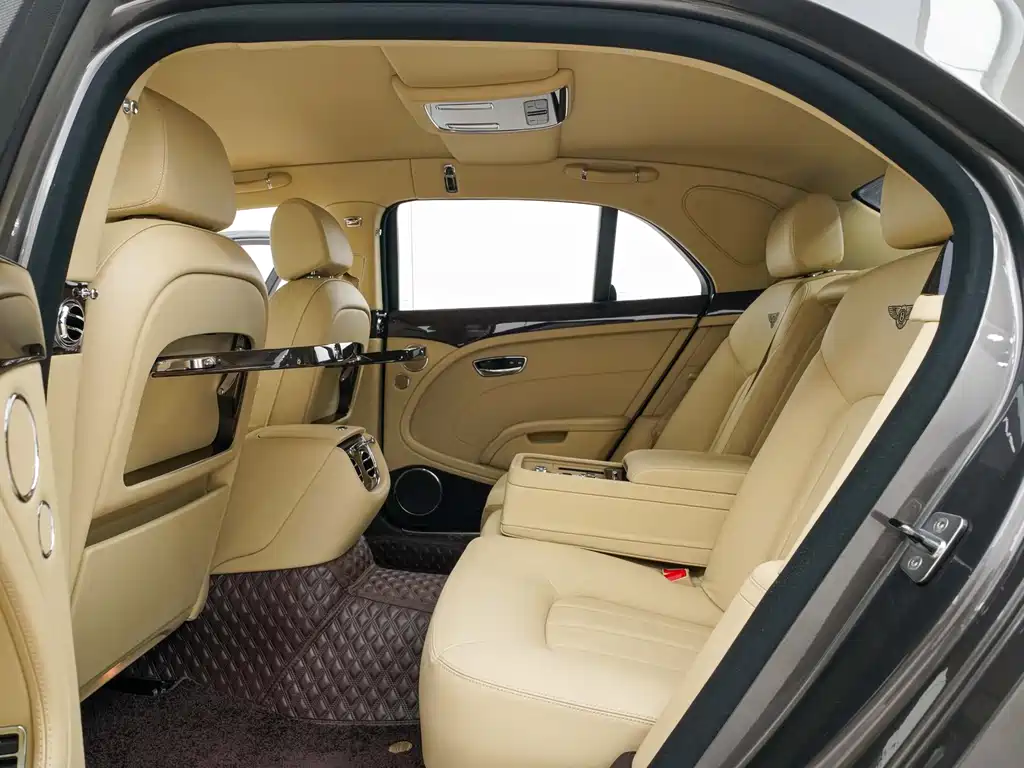 Bentley Mulsanne 2013 6.8T Luxury Edition 2015 - thumbnail 28