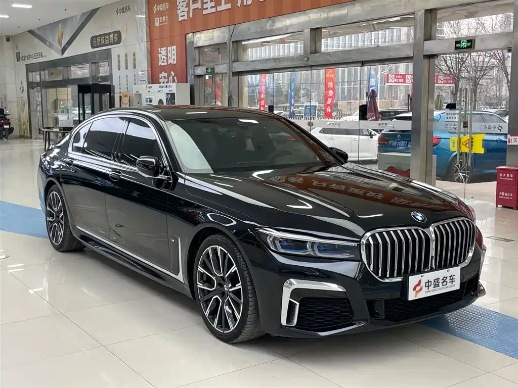 BMW BMW 7 Series 2021 740Li M Sport Package Premium Model 2021 - thumbnail 3