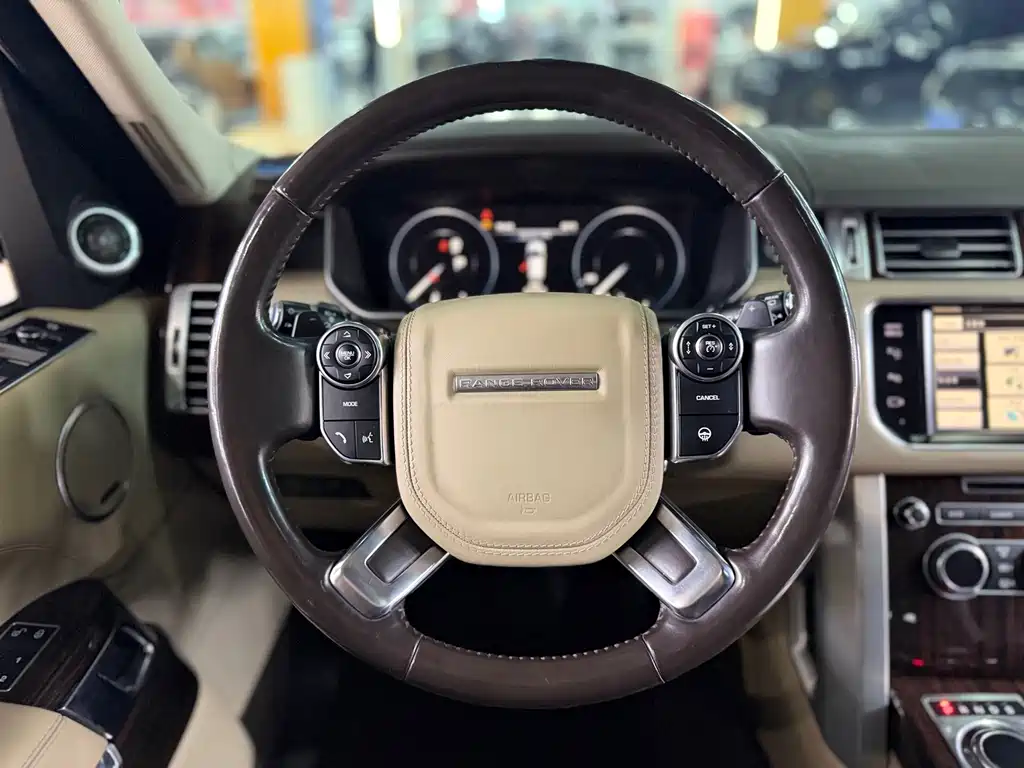 Land Rover Range Rover 2015 3.0 SC V6 Vogue SE Autobiography Long Wheelbase 2014 - thumbnail 8
