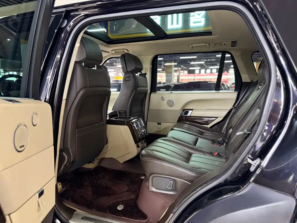Land Rover Range Rover 2015 3.0 SC V6 Vogue SE Autobiography Long Wheelbase 2014 - thumbnail 10