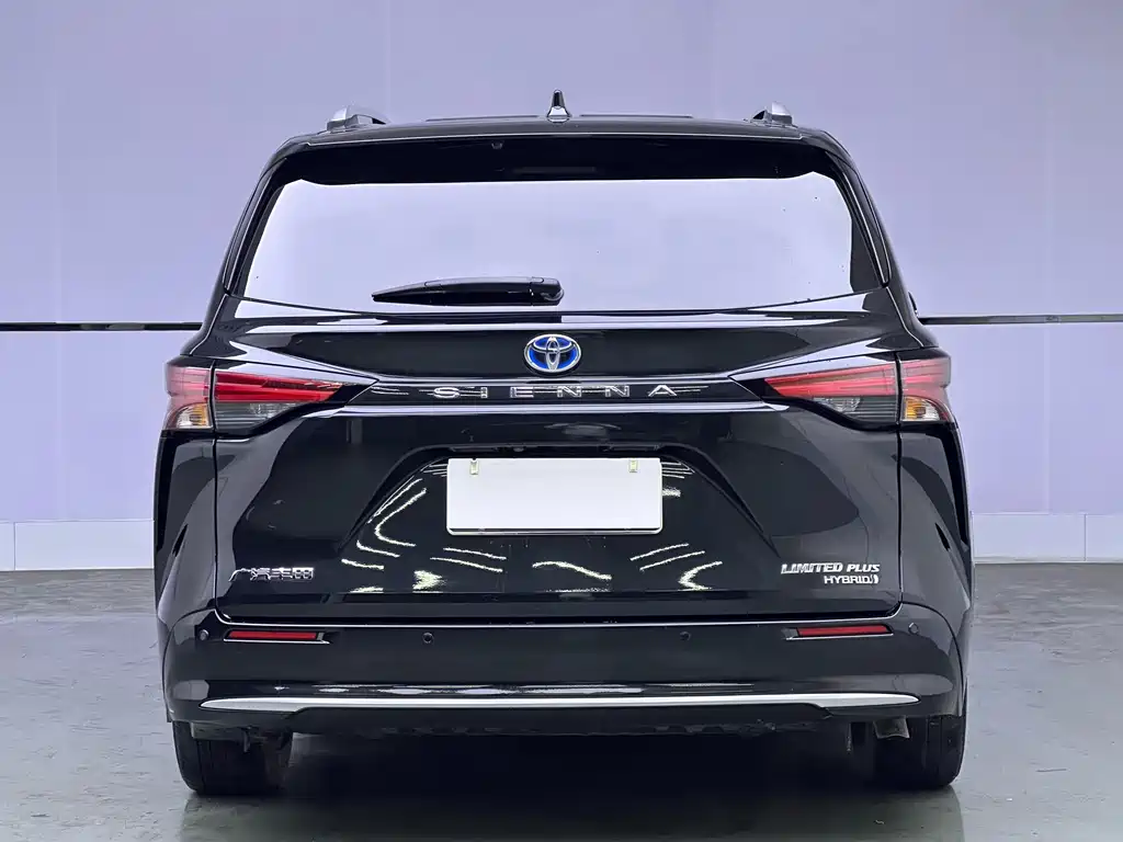 Toyota Toyota Sienna 2021 2.5L Hybrid Limited Edition 2022 - thumbnail 5