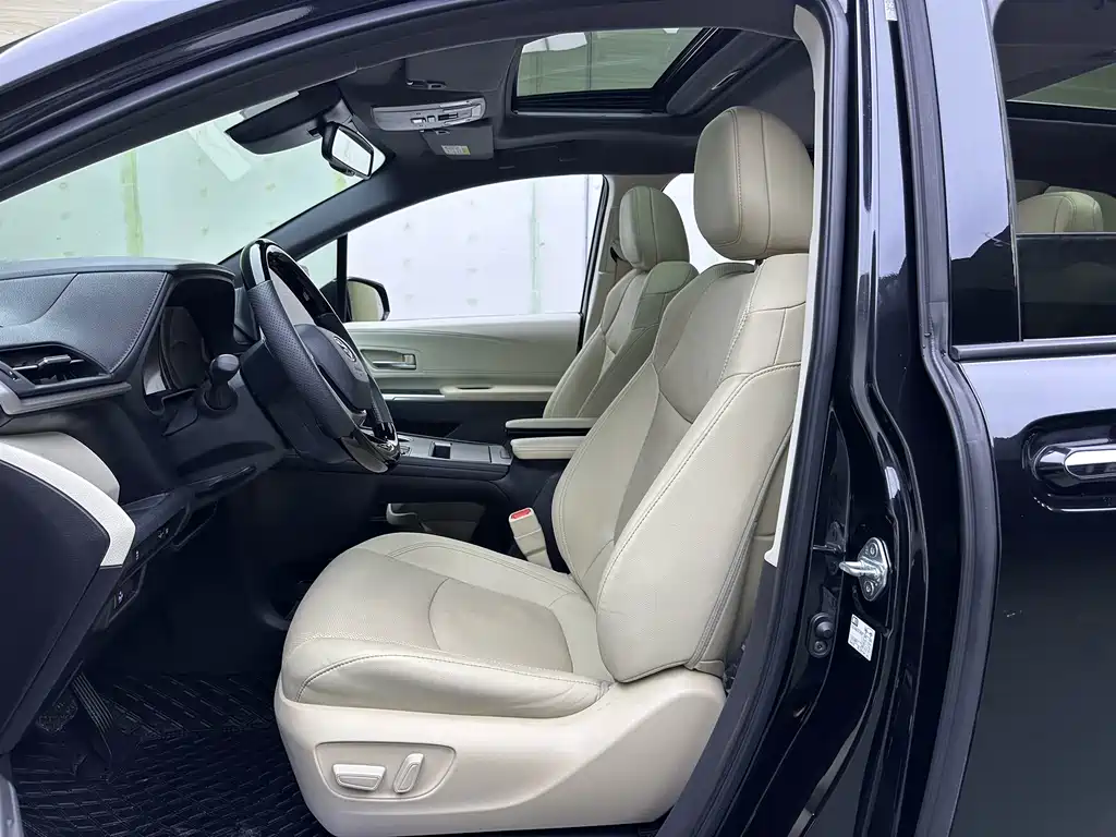 Toyota Toyota Sienna 2021 2.5L Hybrid Limited Edition 2022 - thumbnail 8