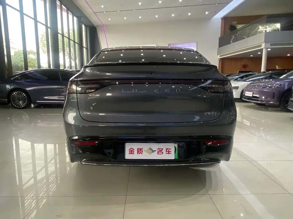 Zhijie Aito R7 2025 Extended Range 251km Max 2025 - thumbnail 18