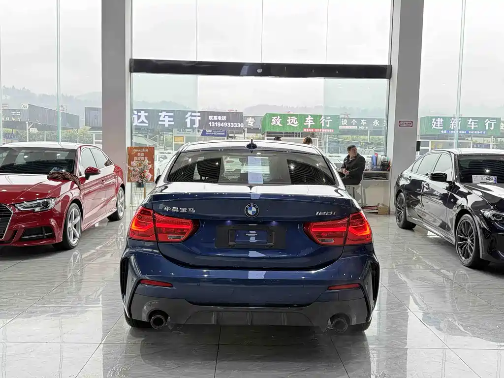 BMW BMW 1 Series 2021 Model Year Facelift 120i M Sport Shadow Night Edition 2021 - thumbnail 5