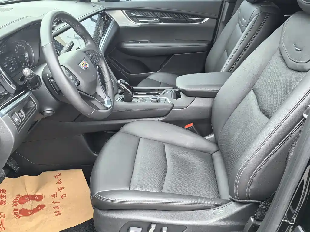 Cadillac Cadillac XT6 2022 2.0T Six-Seat AWD Luxury Model 2023 - thumbnail 6