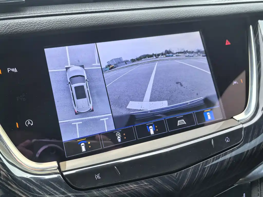 Cadillac Cadillac XT6 2022 2.0T Six-Seat AWD Luxury Model 2023 - thumbnail 12