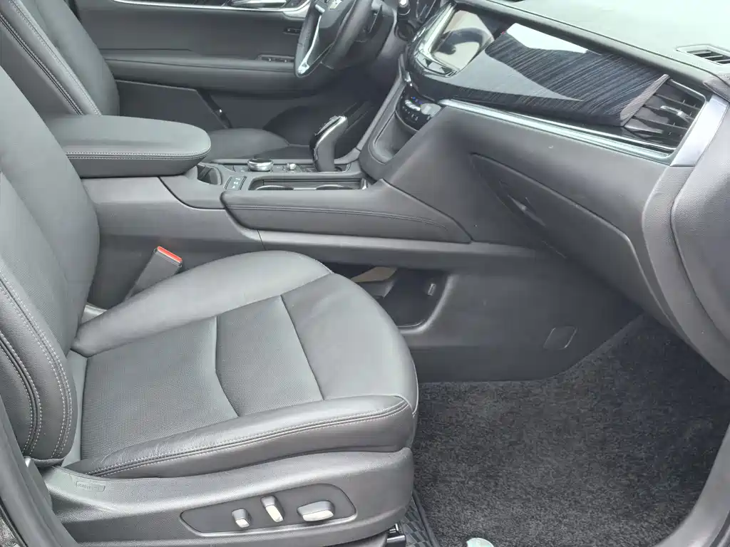 Cadillac Cadillac XT6 2022 2.0T Six-Seat AWD Luxury Model 2023 - thumbnail 17