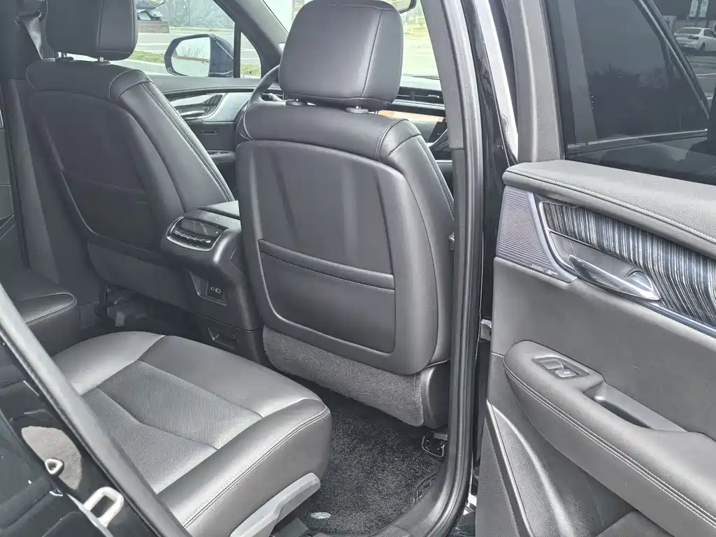 Cadillac Cadillac XT6 2022 2.0T Six-Seat AWD Luxury Model 2023 - thumbnail 18
