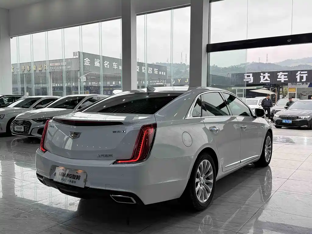 Cadillac Cadillac XTS 2018 28T Technology Edition 2019 - thumbnail 4