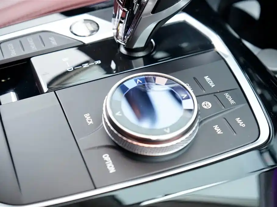 BMW BMW iX3 2022 Leading Model 2022 - thumbnail 14