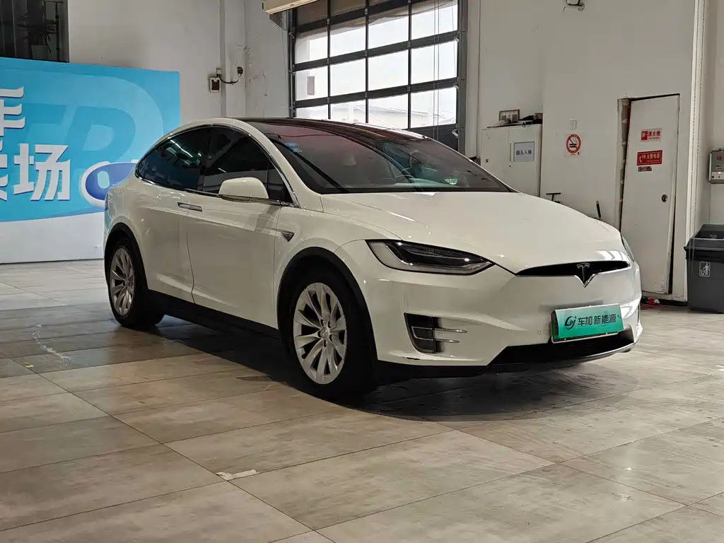Tesla Model X 90D 2017 - thumbnail 3