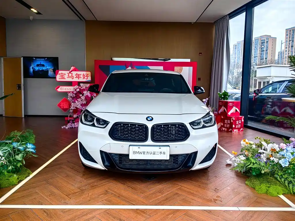 BMW BMW X2 2022 sDrive25i M Sport Package 2022 - thumbnail 2