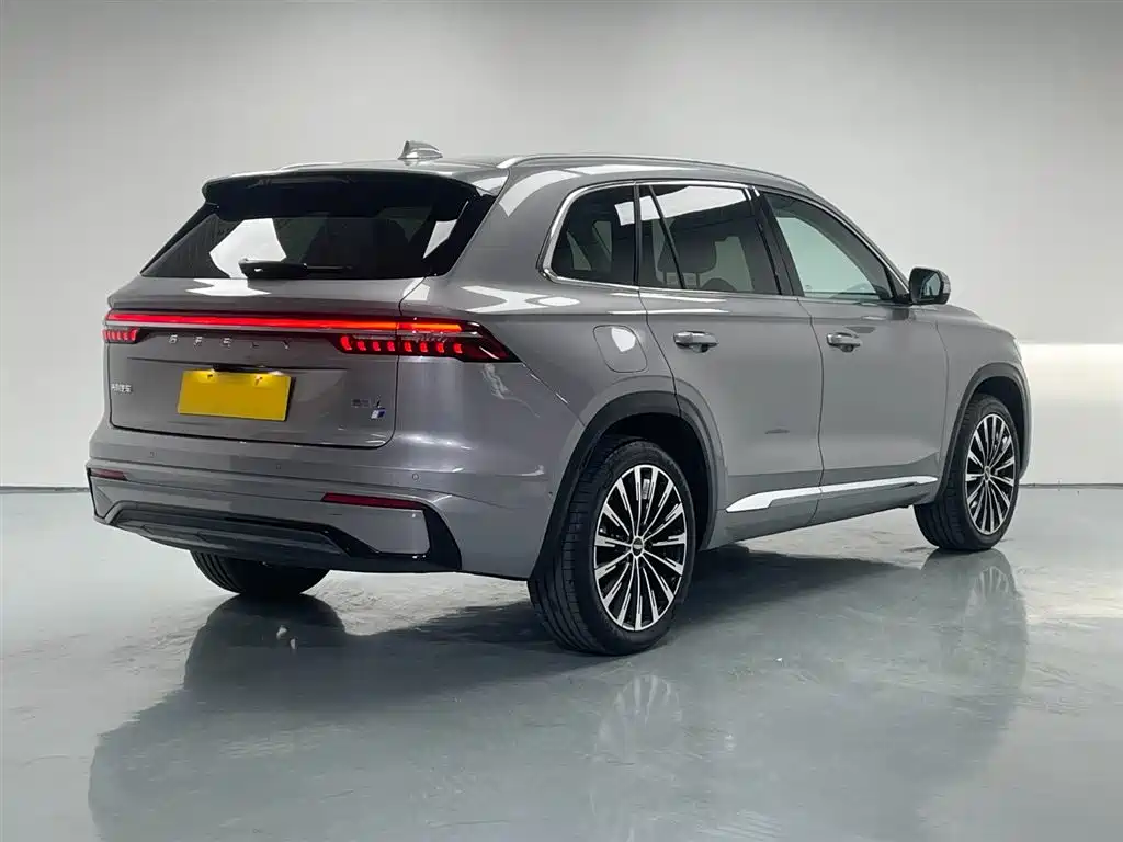 Geely Auto Star Ray L 2024 Hybrid 1.5T Tian Gong Edition 2025 - thumbnail 3