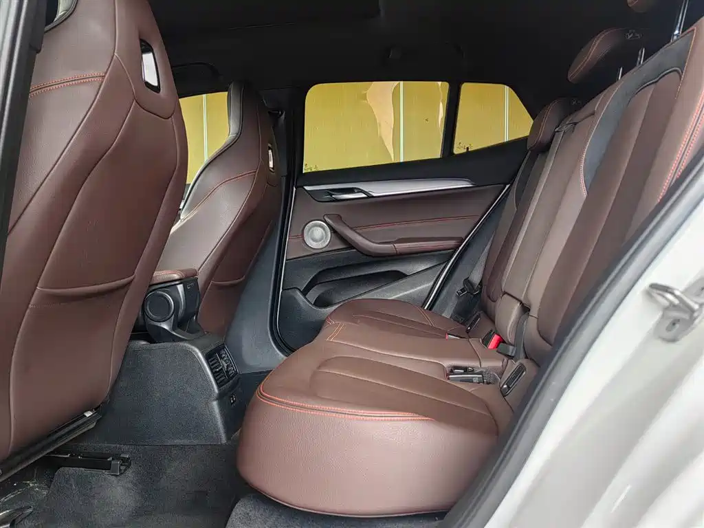 BMW BMW X2 2022 sDrive25i M Sport Package 2022 - thumbnail 13