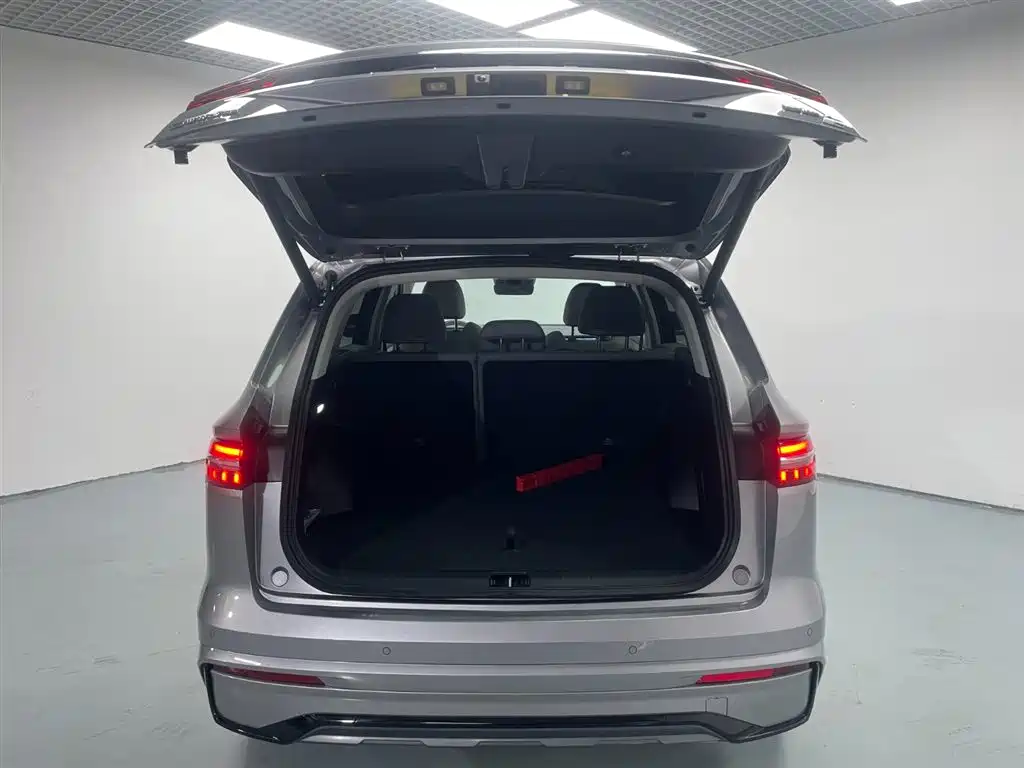 Geely Auto Star Ray L 2024 Hybrid 1.5T Tian Gong Edition 2025 - thumbnail 9