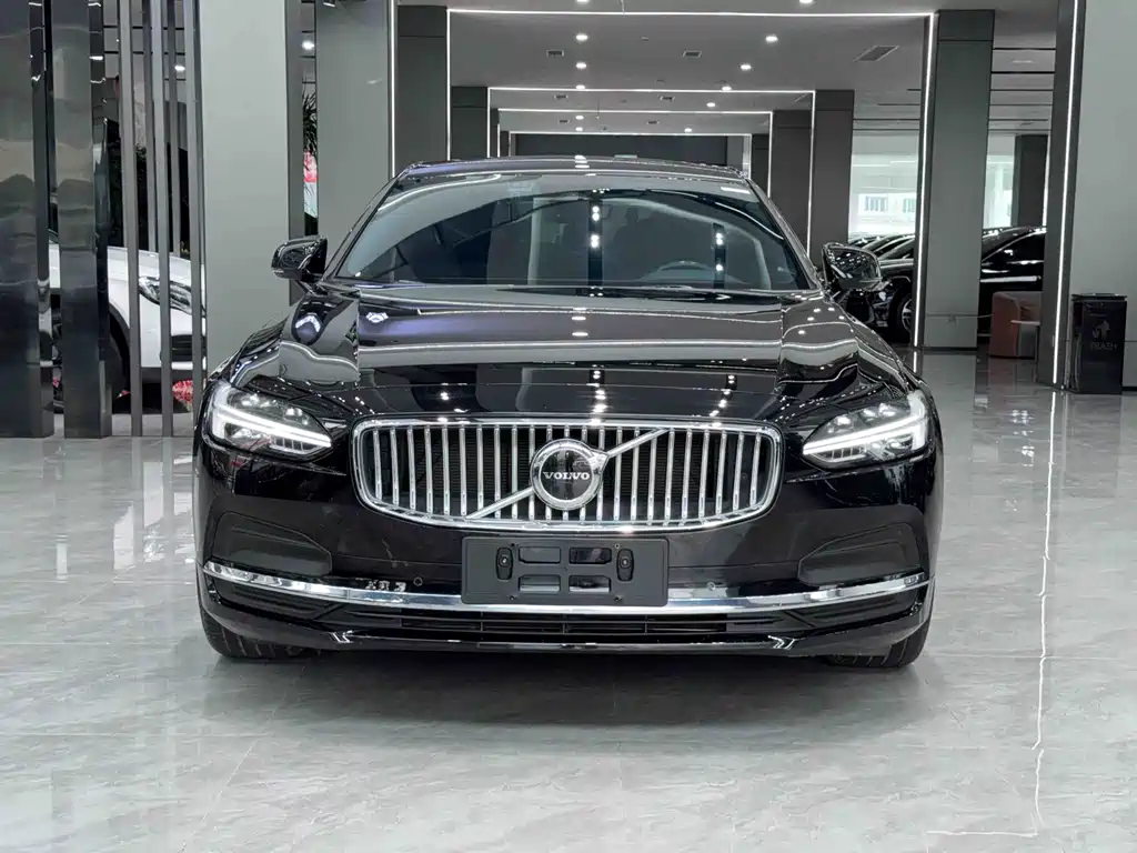 Volvo Volvo S90 2022 B5 Intelligent Luxury Edition 2022 - thumbnail 2