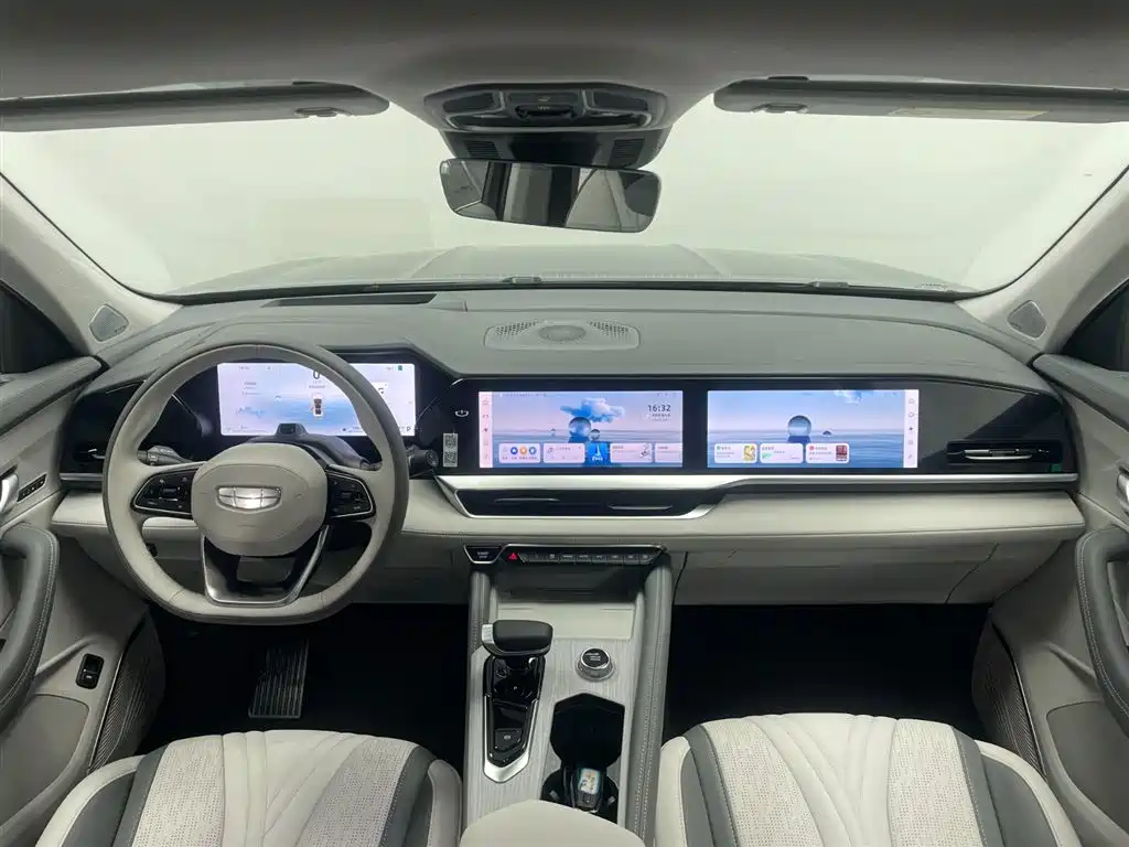 Geely Auto Star Ray L 2024 Hybrid 1.5T Tian Gong Edition 2025 - thumbnail 16