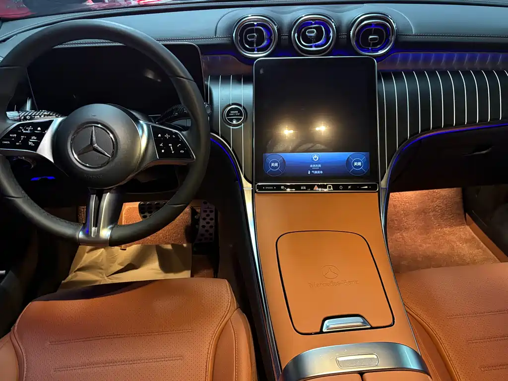Mercedes-Benz Mercedes-Benz GLC 2024 GLC 260 L 4MATIC Luxury 5-Seat 2024 - thumbnail 11