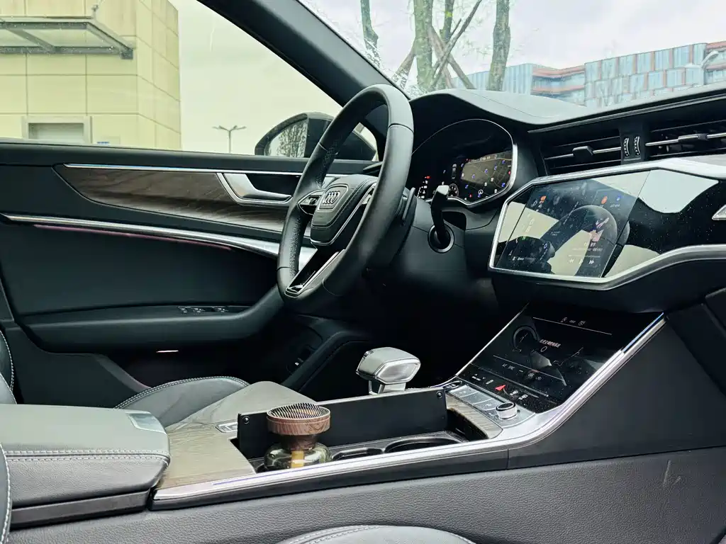 Audi Audi A6L 2023 45 TFSI Premium Dynamic 2023 - thumbnail 4
