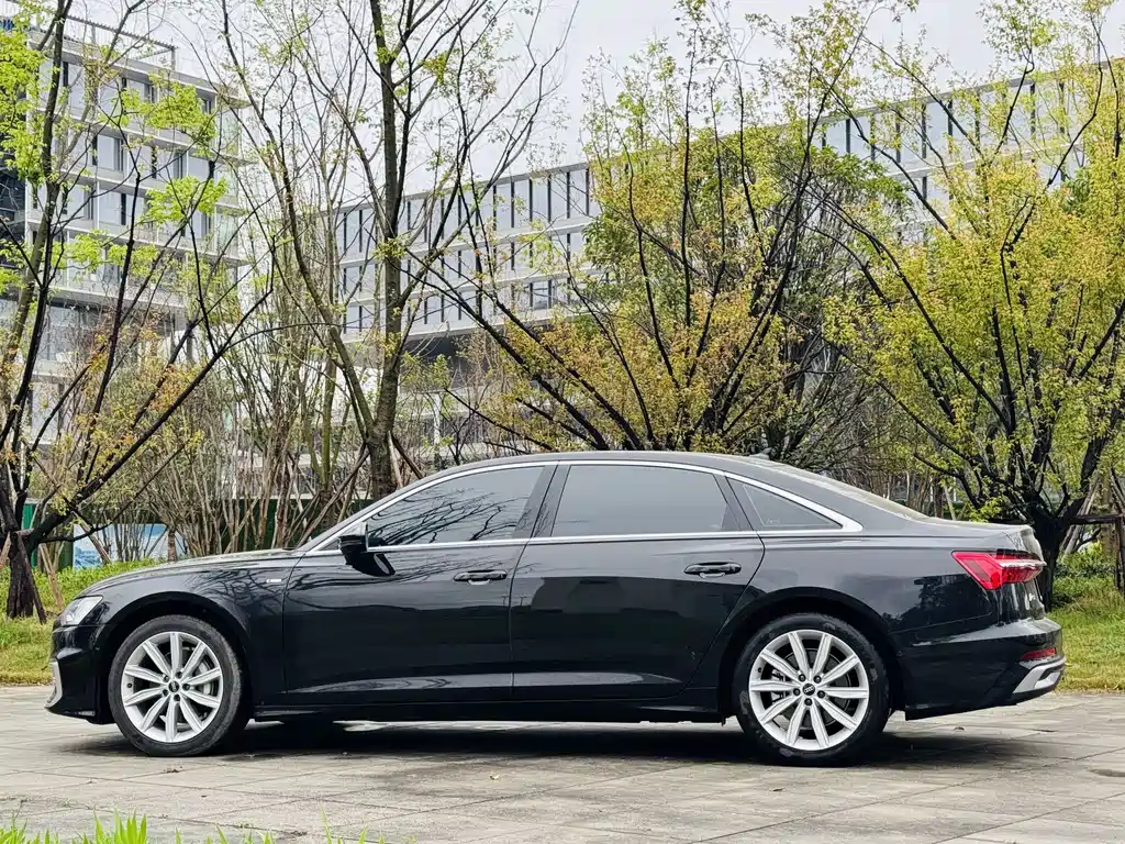 Audi Audi A6L 2023 45 TFSI Premium Dynamic 2023 - thumbnail 18