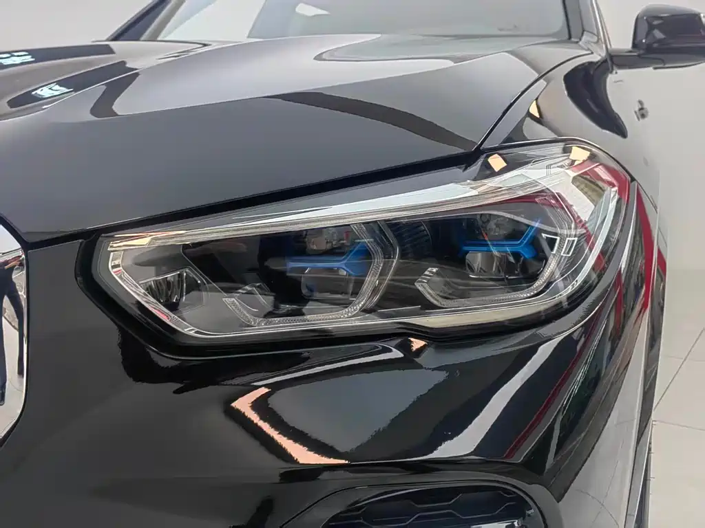 BMW BMW X5 2022 xDrive 40Li M Sport Package 2023 - thumbnail 4