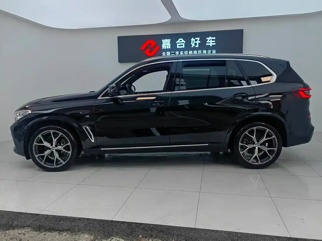 BMW BMW X5 2022 xDrive 40Li M Sport Package 2023 - thumbnail 17
