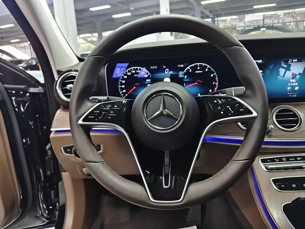 Mercedes-Benz Mercedes-Benz E-Class 2023 Facelift E 300 L Luxury 2023 - thumbnail 10