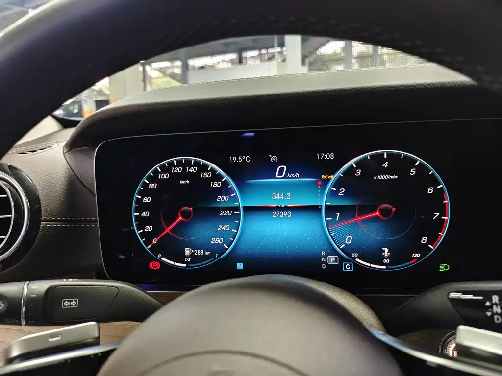 Mercedes-Benz Mercedes-Benz E-Class 2023 Facelift E 300 L Luxury 2023 - thumbnail 11