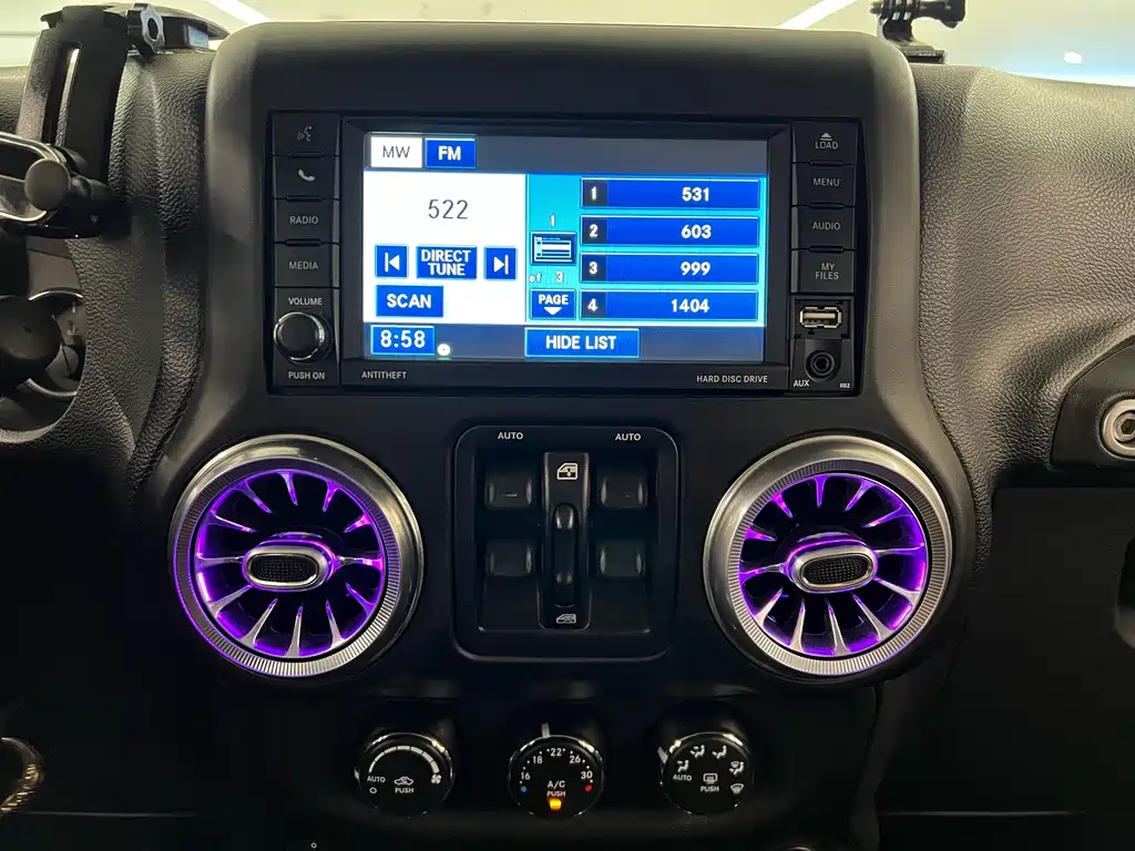 Jeep Jeep Wrangler 2014 3.0L Sahara 4-door 2015 - thumbnail 20