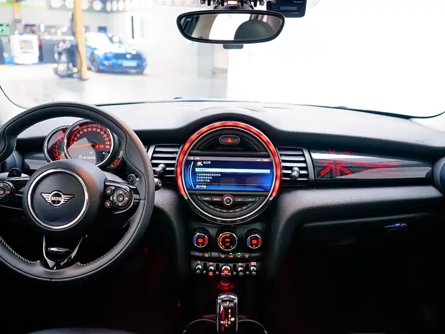 MINI MINI 2019 2.0T COOPER S Artist Five-Door 2019 - thumbnail 3