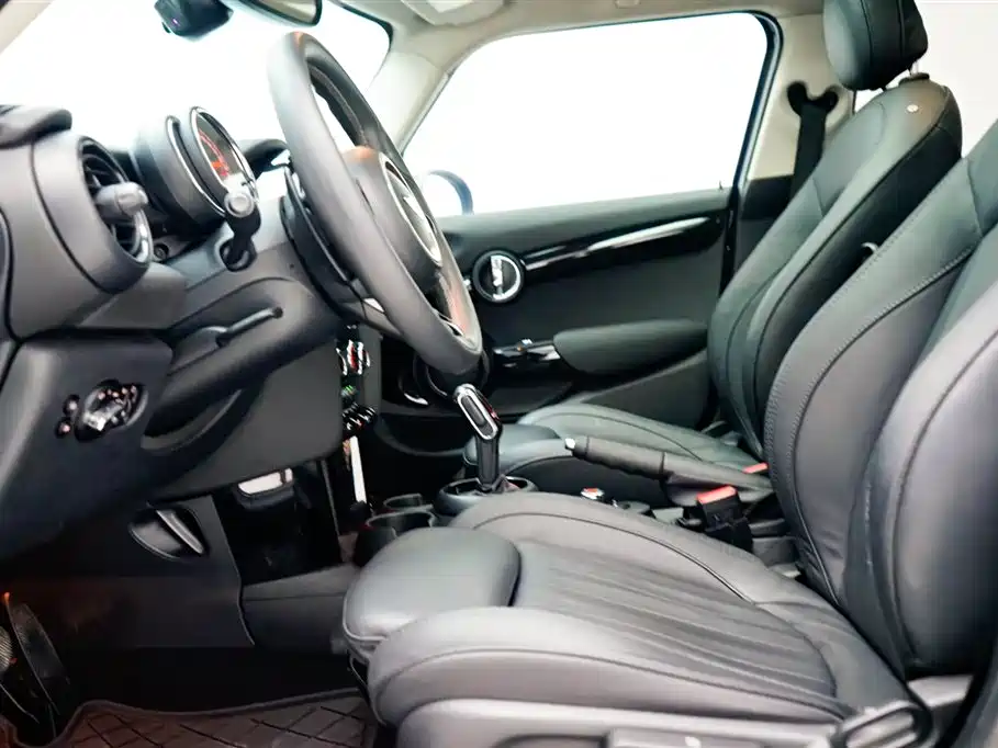 MINI MINI 2019 2.0T COOPER S Artist Five-Door 2019 - thumbnail 5