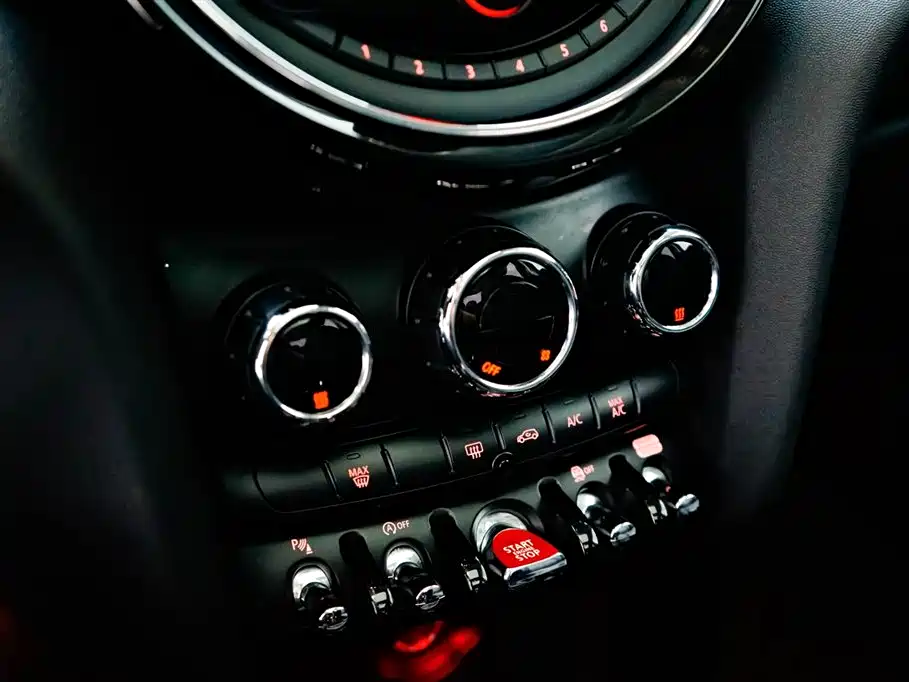 MINI MINI 2019 2.0T COOPER S Artist Five-Door 2019 - thumbnail 18