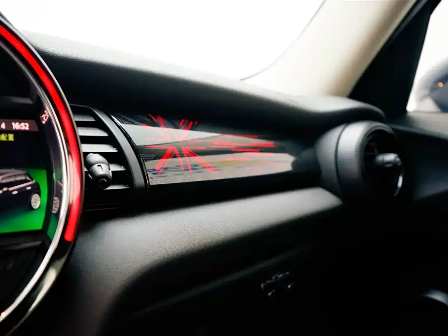 MINI MINI 2019 2.0T COOPER S Artist Five-Door 2019 - thumbnail 26