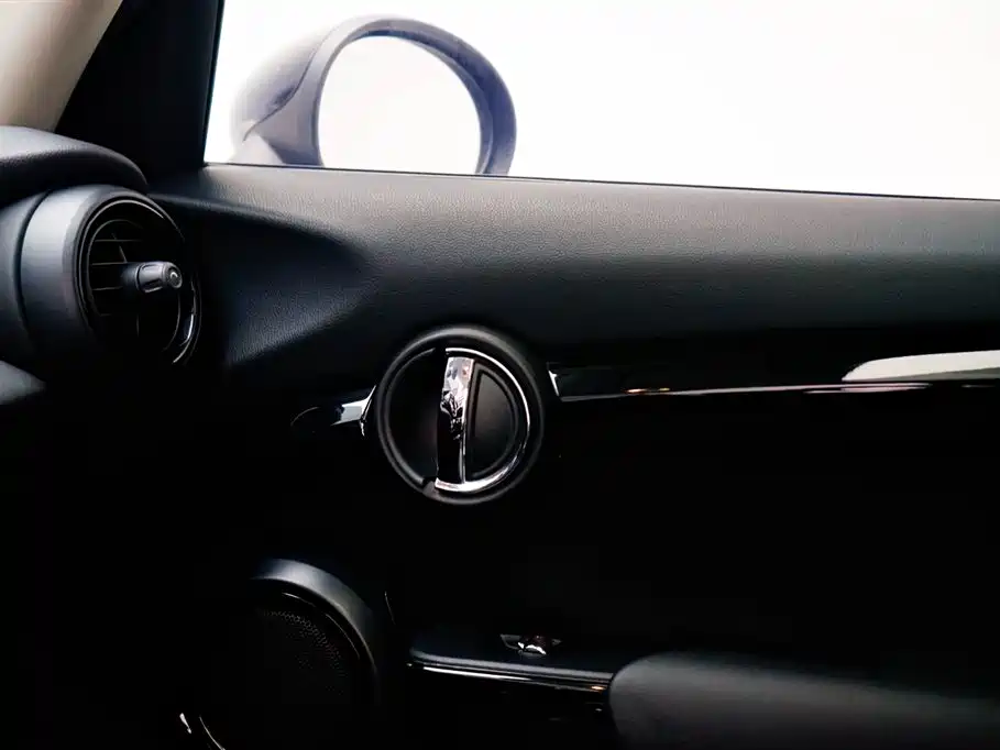 MINI MINI 2019 2.0T COOPER S Artist Five-Door 2019 - thumbnail 30
