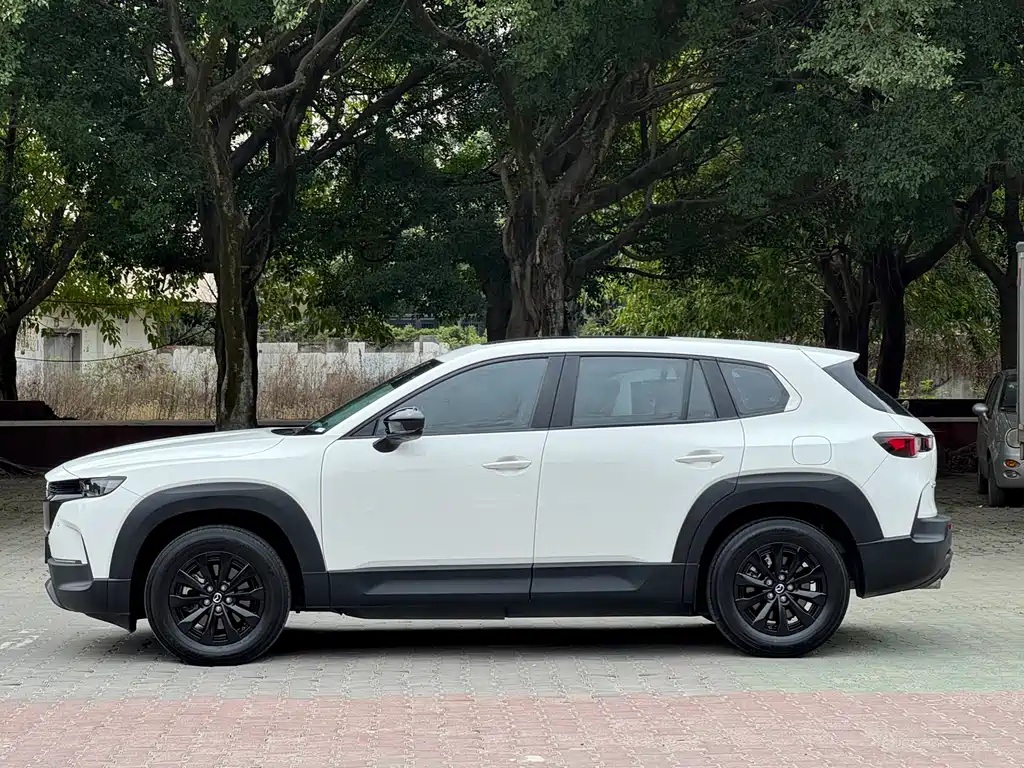 Mazda Mazda CX-50 2023 2.0L Luxe 2023 - thumbnail 2