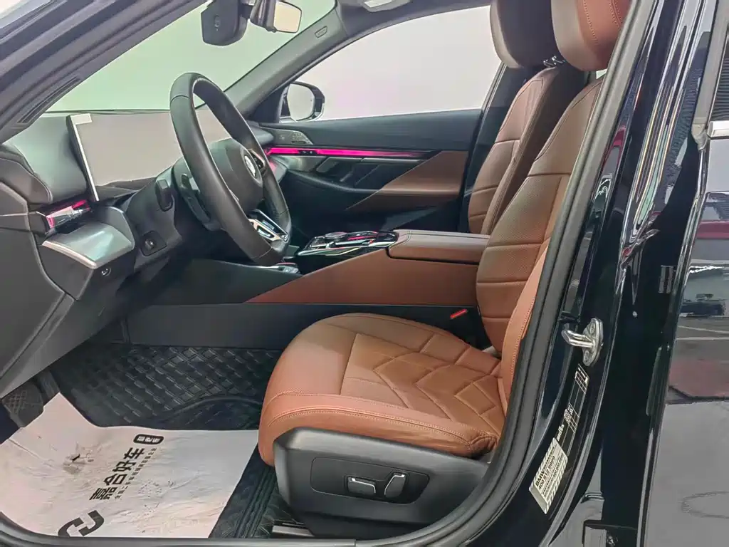 BMW BMW 5 Series 2024 530Li Leading Model M Sport Package 2024 - thumbnail 6