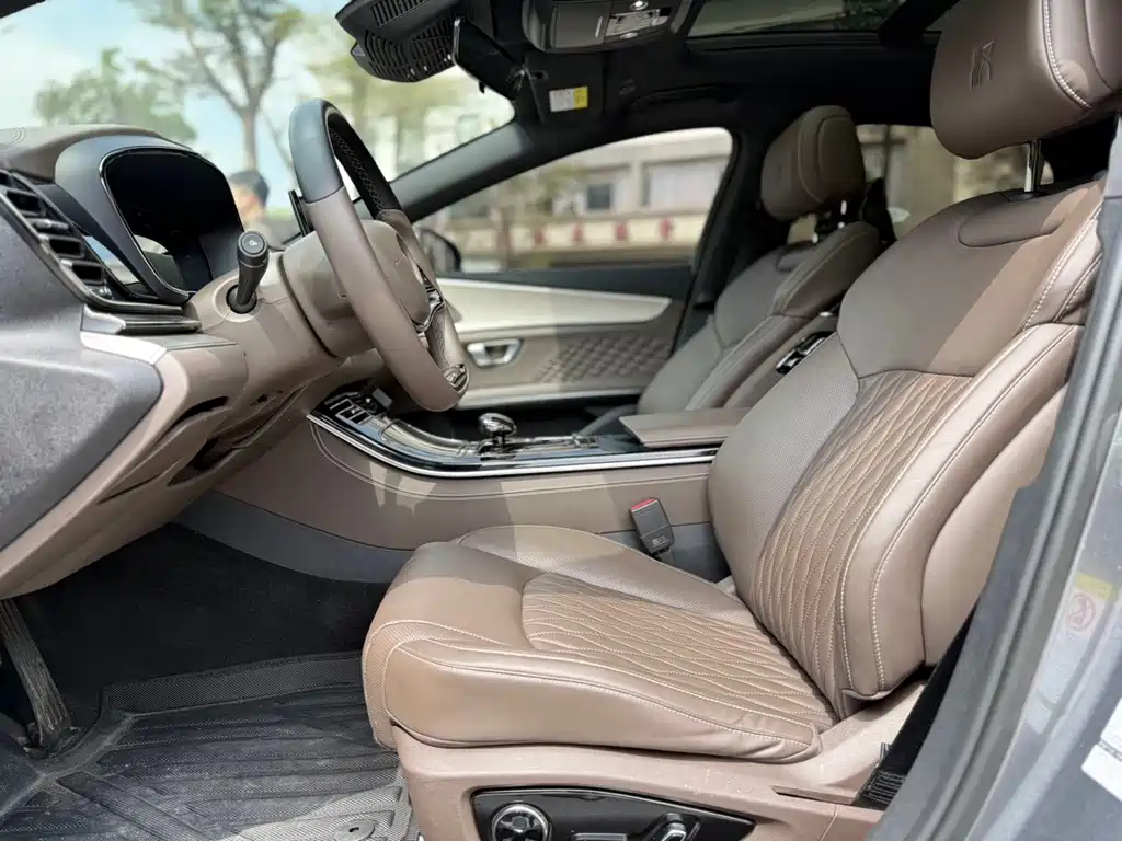 BYD BYD Han 2023 DM-i Champion Edition 121KM Luxury Model 2023 - thumbnail 5