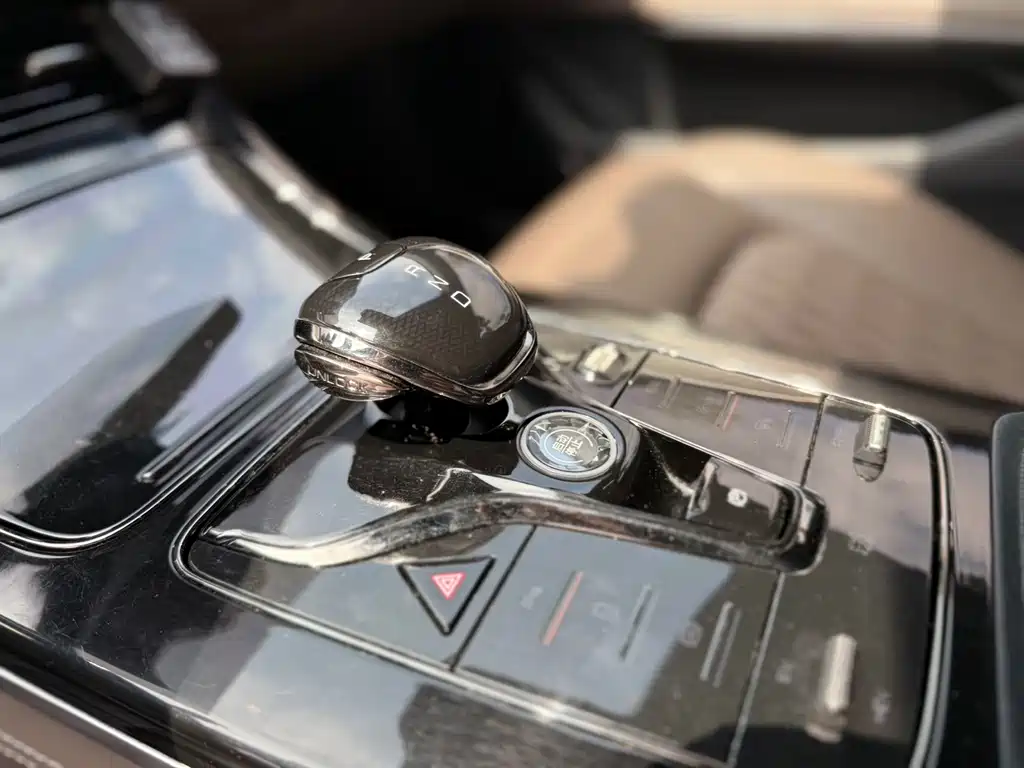 BYD BYD Han 2023 DM-i Champion Edition 121KM Luxury Model 2023 - thumbnail 7