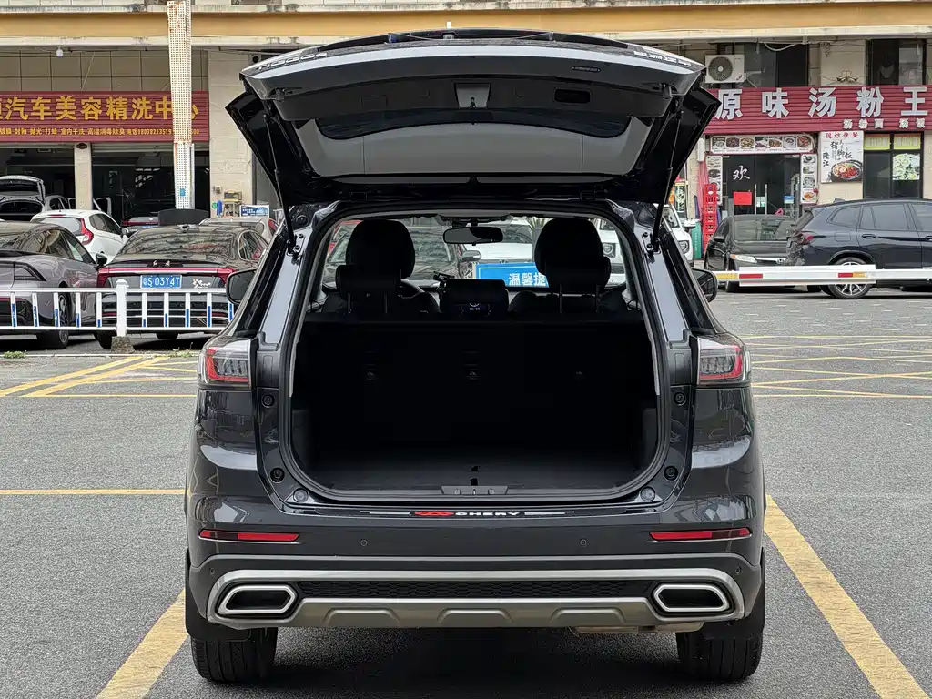 Chery Tiggo 8 2025 Model Excellence Edition 230TCI Manual Comfort Version 5-Seat 2024 - thumbnail 8