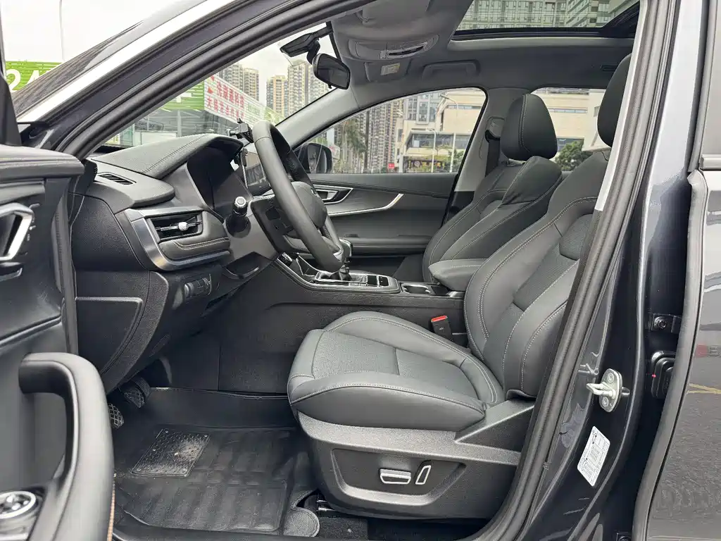Chery Tiggo 8 2025 Model Excellence Edition 230TCI Manual Comfort Version 5-Seat 2024 - thumbnail 23