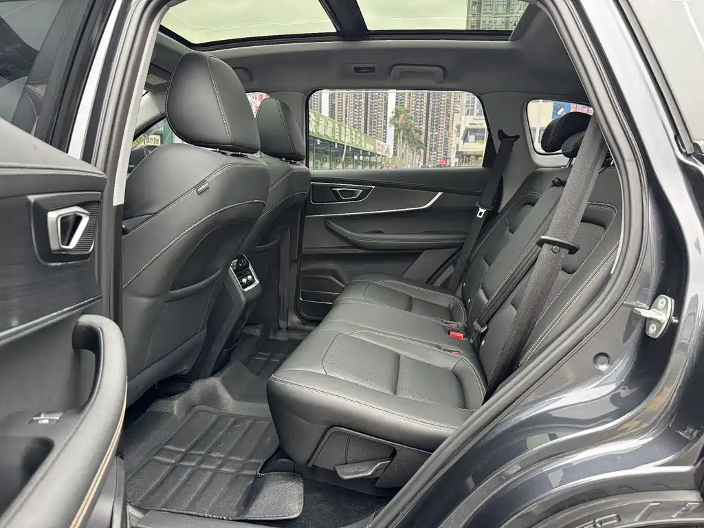 Chery Tiggo 8 2025 Model Excellence Edition 230TCI Manual Comfort Version 5-Seat 2024 - thumbnail 24