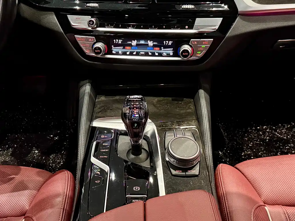 BMW BMW 5 Series 2022 Model Year Facelift 530Li Premium M Sport Package 2022 - thumbnail 11