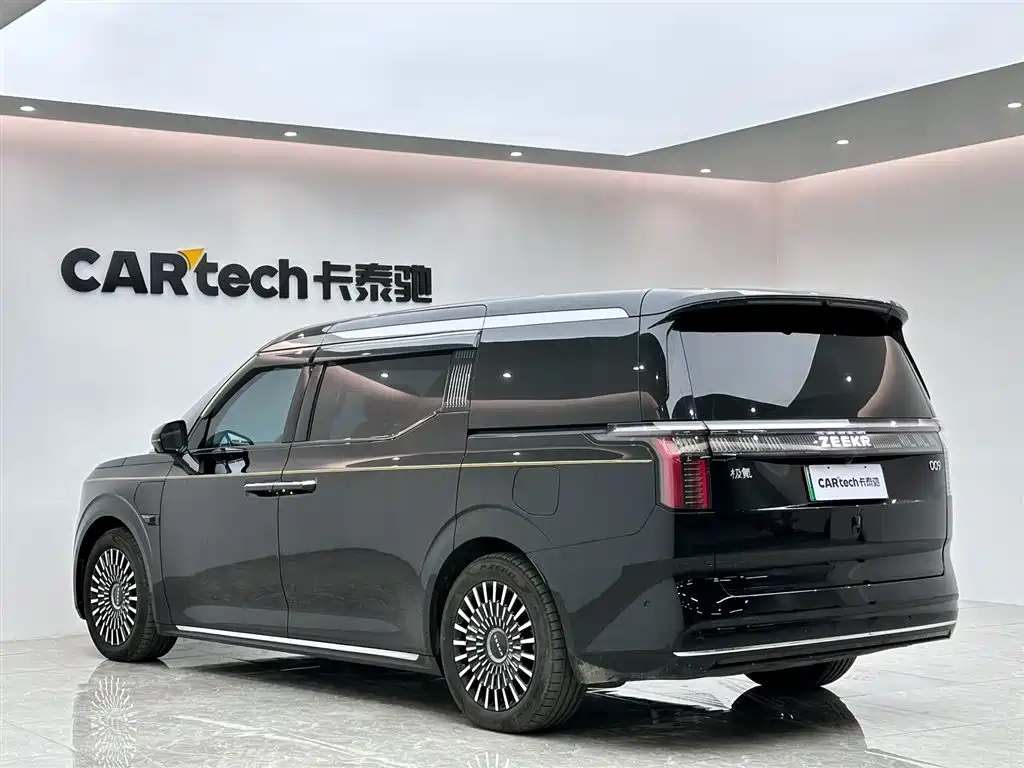 Zeekr Zeekr 009 2024 7-seater AWD 108kWh 2024 - thumbnail 3