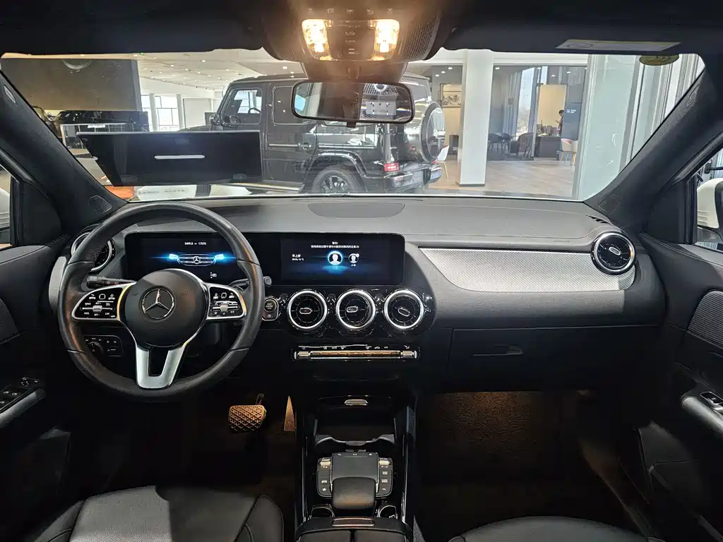 Mercedes-Benz Mercedes-Benz GLA 2023 Facelift GLA 200 2024 - thumbnail 6
